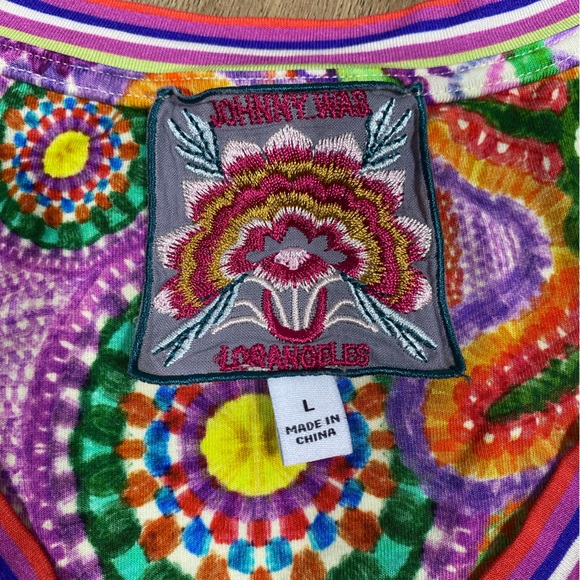 Johnny Was Janie Favorite Short Sleeve V-Neck Tee colorful mosaic print Large - Picture 4 of 13